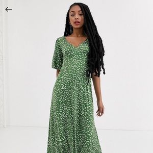 ASOS Petite Green Polka Dot Tea Maxi Dress with Puff Sleeves